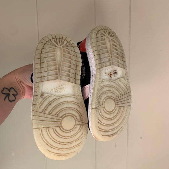 Nike Air Jordan 1 Mid SE Glow in the Dark Toddler Sneakers 7c - Picture 5 of 8